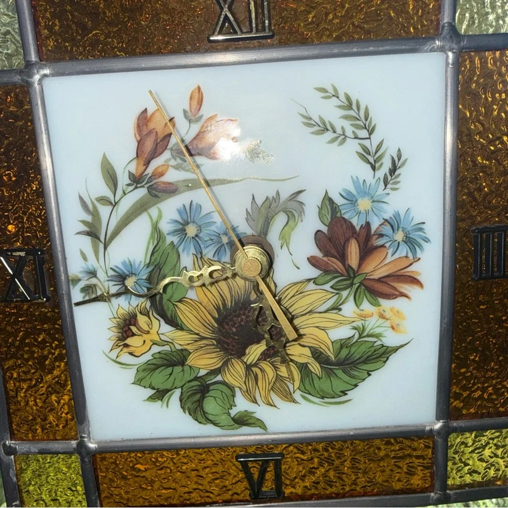 Vintage Amber and Yellow Stained Glass Floral Clock. Works